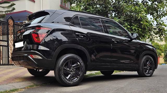 https://images10.gaadi.com/usedcar_image/4520926/original/processed_71b325a23d46c2a2a549d427c6286d47.jpg?imwidth=6402