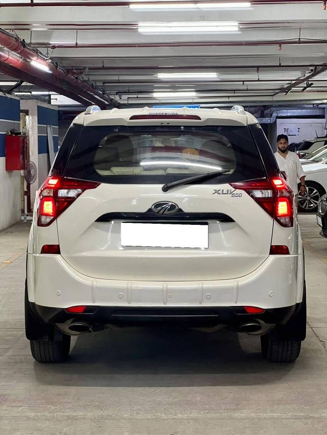 https://images10.gaadi.com/usedcar_image/4520939/original/processed_ff30fedc61498e136fec3e37edb8d472.jpg?imwidth=6401