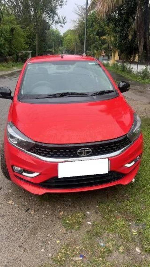 https://images10.gaadi.com/usedcar_image/4521017/original/processed_d00912a0-90c9-4b24-8e4f-90c0fe4f6116.jpeg?imwidth=6400