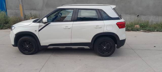 https://images10.gaadi.com/usedcar_image/4521050/original/56c773b93c0be1e0ca974427caf3b78d.jpg?imwidth=6402
