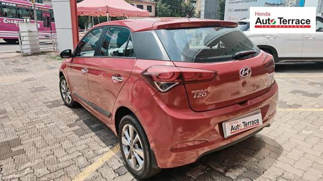 https://images10.gaadi.com/usedcar_image/4521068/original/3448c23ff225d4f67cc6384da28f4db6.jpg?imwidth=6400