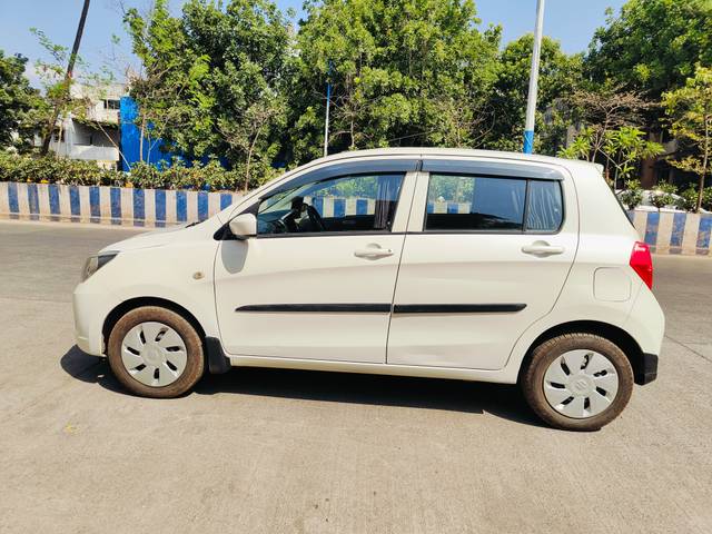 https://images10.gaadi.com/usedcar_image/4521071/original/3c28c17e444bd124c63eeee0a0bb5e5e.jpg?imwidth=6402