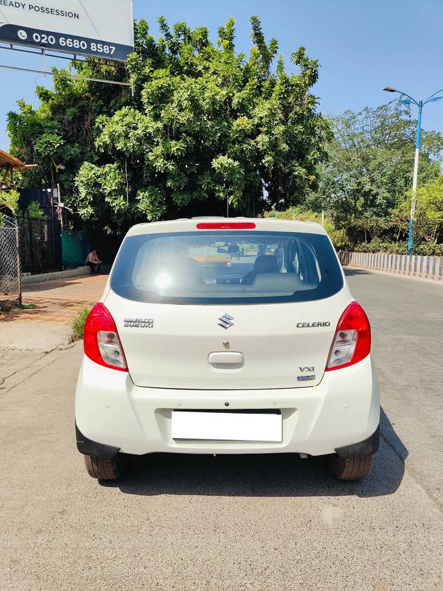 https://images10.gaadi.com/usedcar_image/4521071/original/processed_56465b0772ab3096d3807e06079e8a7b.jpg?imwidth=6401