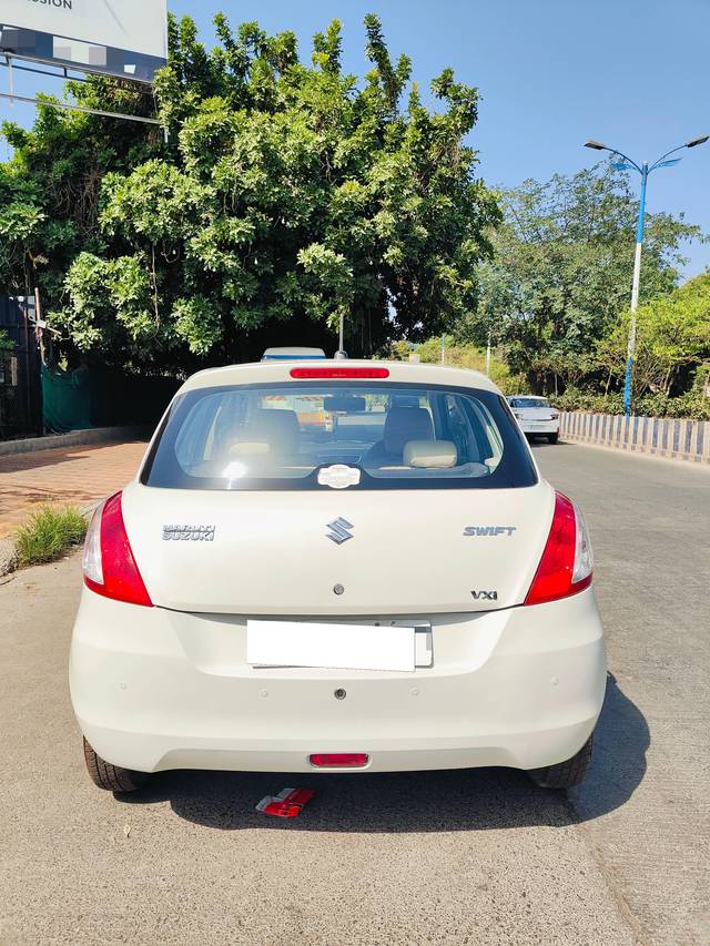 https://images10.gaadi.com/usedcar_image/4521072/original/processed_7b20450db73f652f9284e5868c6c54dd.jpg?imwidth=6401