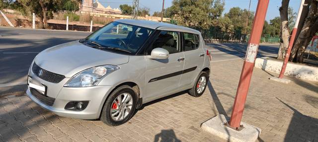 https://images10.gaadi.com/usedcar_image/4521083/original/processed_43f7d962777183d3ba42db4057e5997e.jpg?imwidth=6400