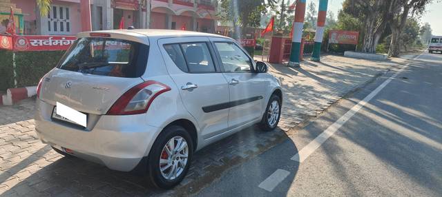 https://images10.gaadi.com/usedcar_image/4521083/original/processed_e470f9090a372140ea53b35c4c94be0c.jpg?imwidth=6401
