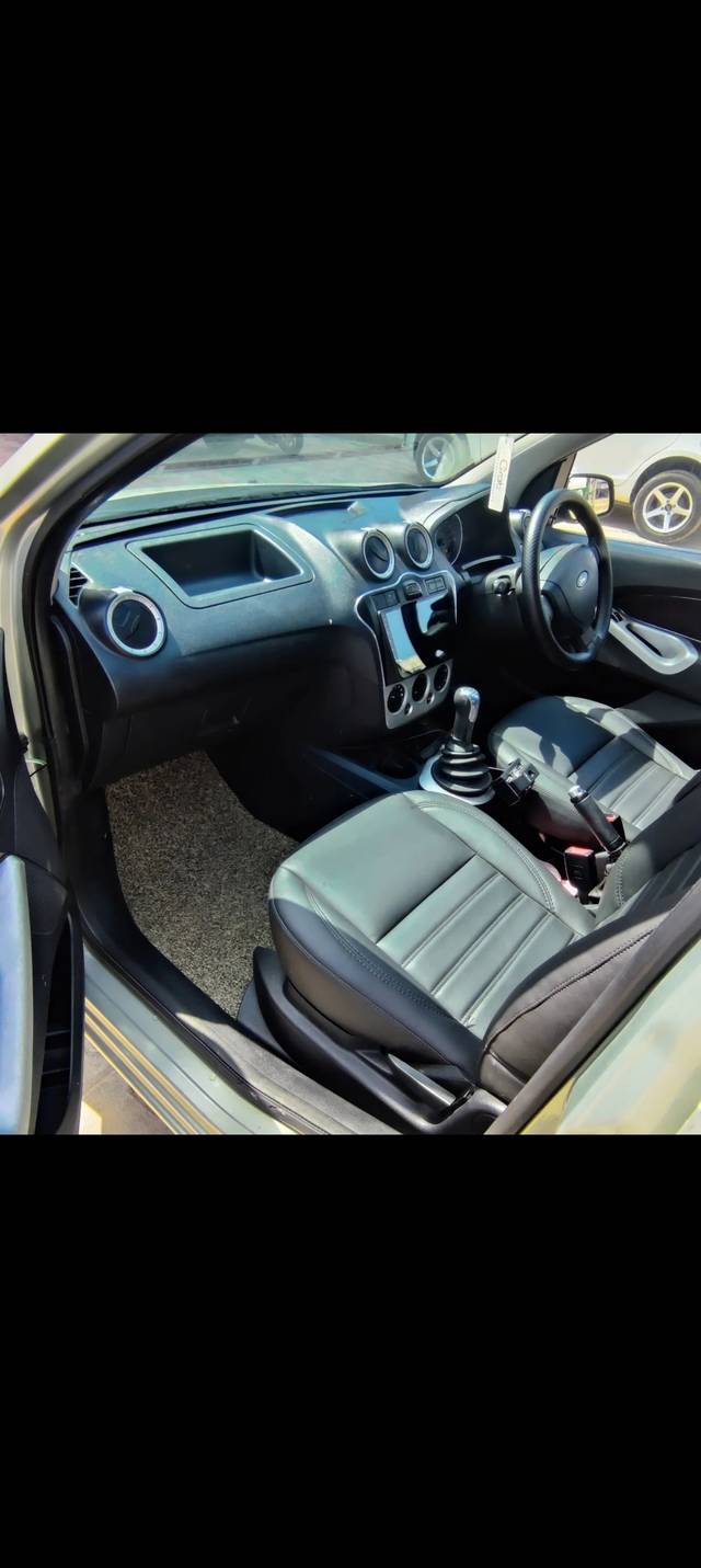 https://images10.gaadi.com/usedcar_image/4521089/original/1d9cb7de2aa5d5db7de0a82482255437.jpg?imwidth=6401