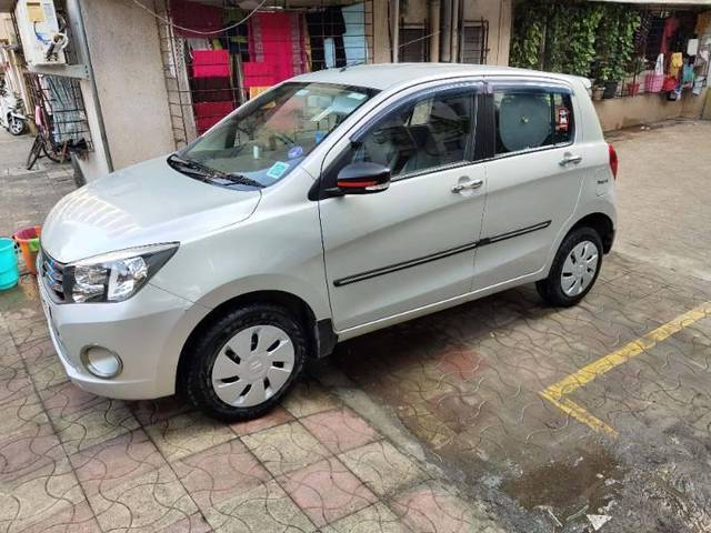 https://images10.gaadi.com/usedcar_image/4521102/original/processed_aac4d19e-9fc5-4f87-998d-2c077eb4fcd6.jpg?imwidth=6401