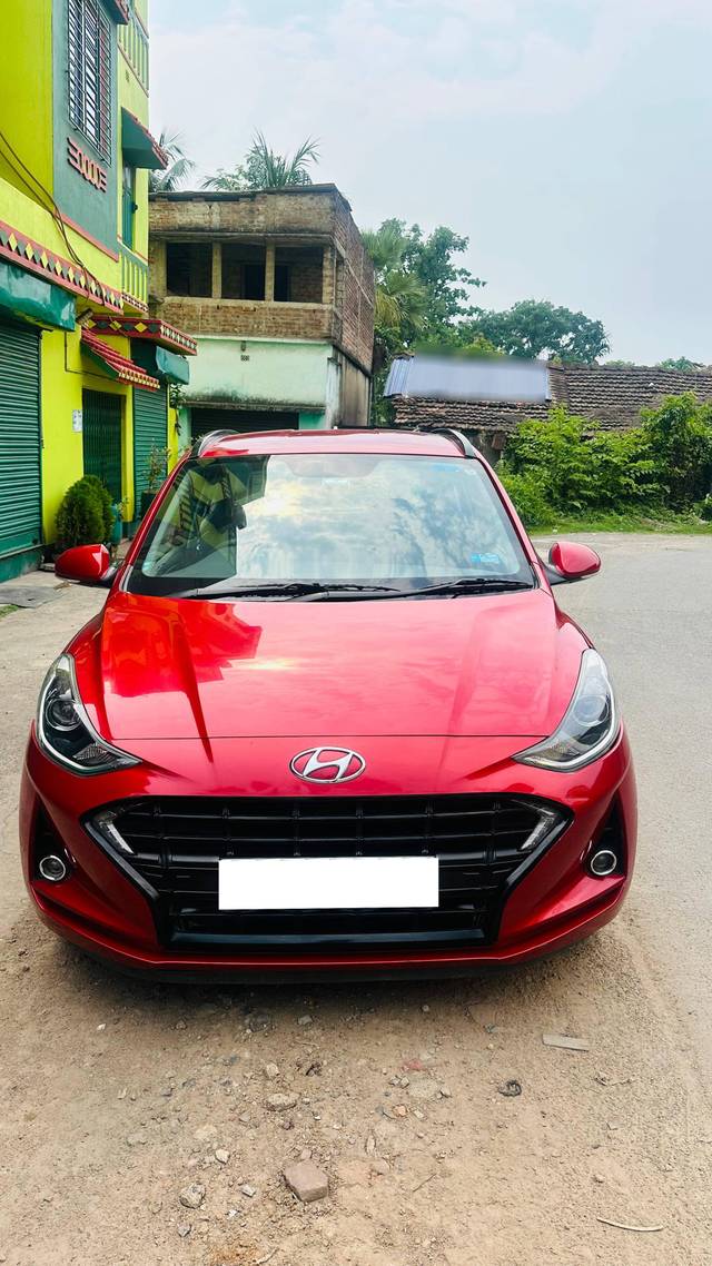 https://images10.gaadi.com/usedcar_image/4521106/original/processed_a332e7b1d785f5a43e07c1e6f6dc18e1.jpeg?imwidth=6400