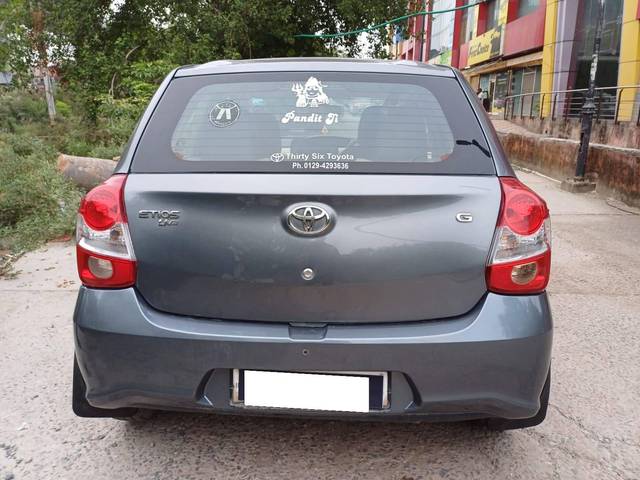 https://images10.gaadi.com/usedcar_image/4521128/original/processed_d2fd299c0b51e627ed32cb5fdd2b6d86.jpeg?imwidth=6402