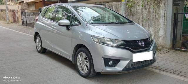 https://images10.gaadi.com/usedcar_image/4521132/original/processed_82d76b2a9d4b1eb3a1c884236c4a5870.jpg?imwidth=6400