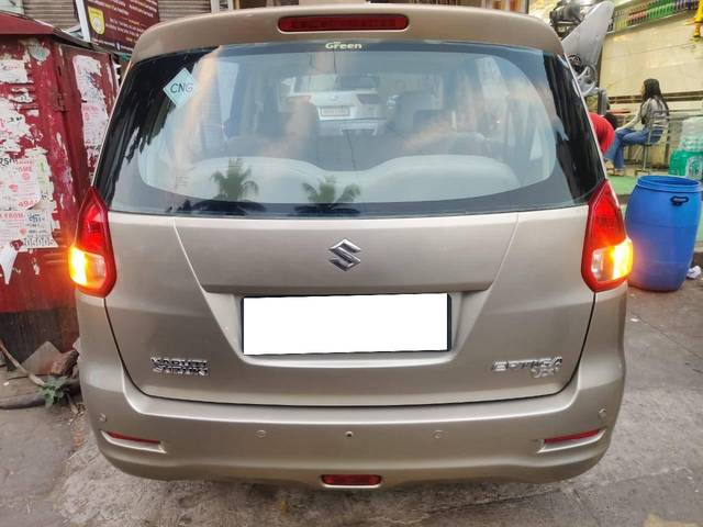 https://images10.gaadi.com/usedcar_image/4521139/original/processed_0a8e0d1fae9ffd7b96f01099762cc219.jpg?imwidth=6402