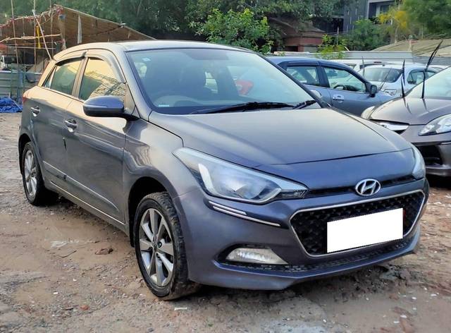 https://images10.gaadi.com/usedcar_image/4521154/original/processed_404f2f246455e2d988a86657ee87613c.jpg?imwidth=6400