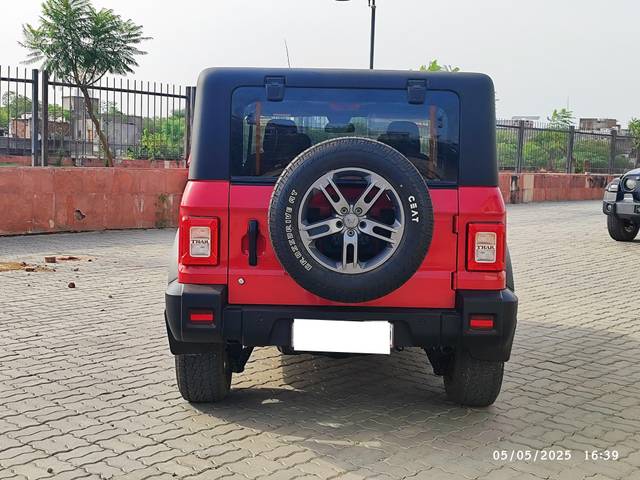 https://images10.gaadi.com/usedcar_image/4521164/original/processed_33b57031226c6b02a460aeb99729600b.jpeg?imwidth=6401
