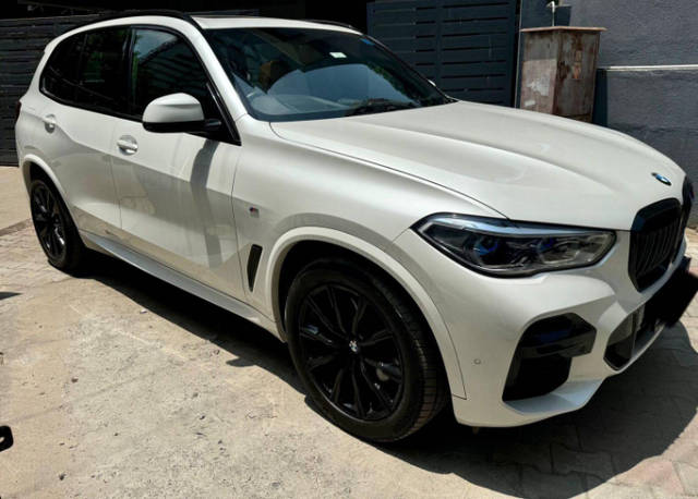 https://images10.gaadi.com/usedcar_image/4521210/original/ae39968680447e1d20816026b70c1527.png?imwidth=6401