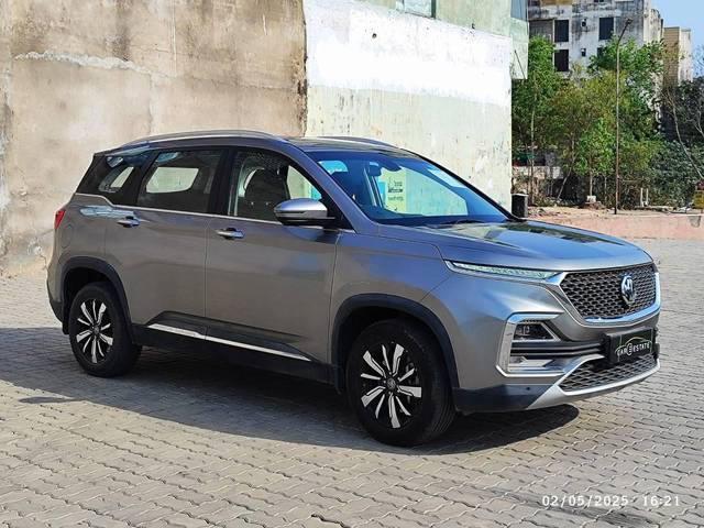 https://images10.gaadi.com/usedcar_image/4521223/original/processed_da729cb2543ea74d3fbb0b30415c31a5.jpeg?imwidth=6400
