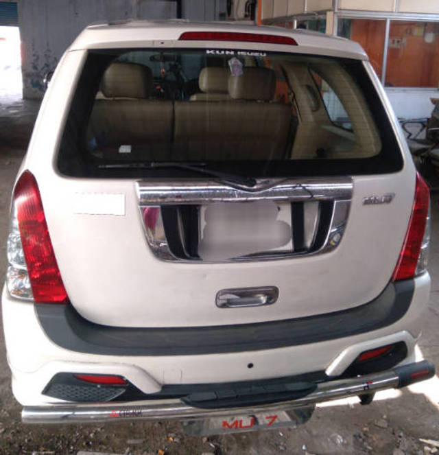https://images10.gaadi.com/usedcar_image/4521232/original/processed_100fa8abaceb4beca947c8e9e10bfea6.png?imwidth=6401