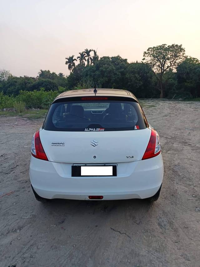 https://images10.gaadi.com/usedcar_image/4521236/original/processed_508ef98f98eed7bdc9d9d97ed1a243c0.jpg?imwidth=6402