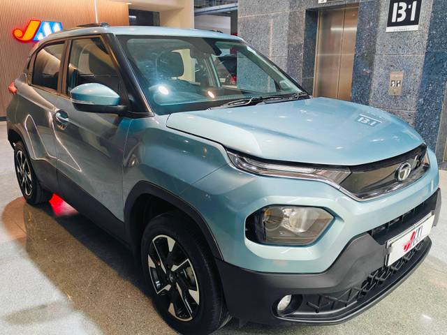 https://images10.gaadi.com/usedcar_image/4521237/original/processed_3fadcaac5942dc551c9fb50e33f59fbb.jpg?imwidth=6400