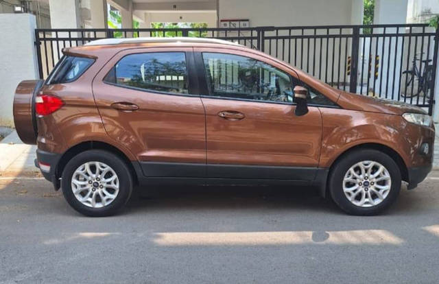 https://images10.gaadi.com/usedcar_image/4521247/original/6dcaeb67bac0a16a53ee87e683022716.png?imwidth=6401