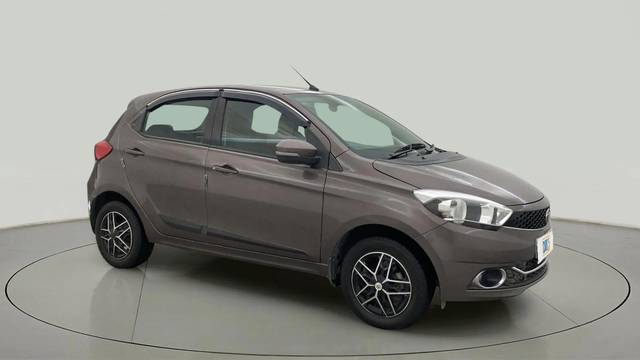 https://images10.gaadi.com/usedcar_image/4521253/original/90475b33f20d3d1702eda406bda7e149.jpg?imwidth=6400
