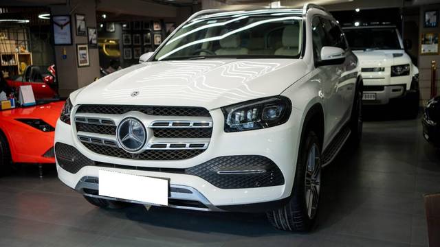https://images10.gaadi.com/usedcar_image/4521257/original/processed_b696d4e60faba0adbd104807b7a8ceba.jpg?imwidth=6402