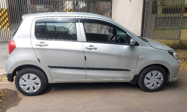 https://images10.gaadi.com/usedcar_image/4521269/original/fb108aa02a9f0f1ecc71effde46e9bec.jpg?imwidth=6401