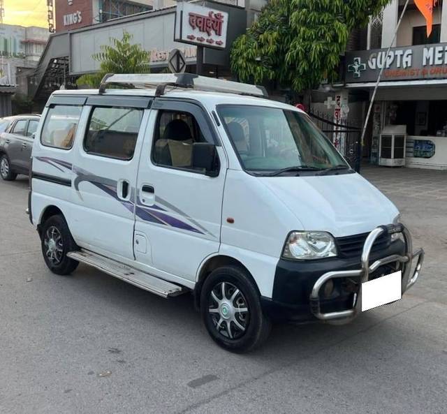https://images10.gaadi.com/usedcar_image/4521270/original/processed_134058e51c91803f452a90d4f2ea4b63.jpg?imwidth=6400