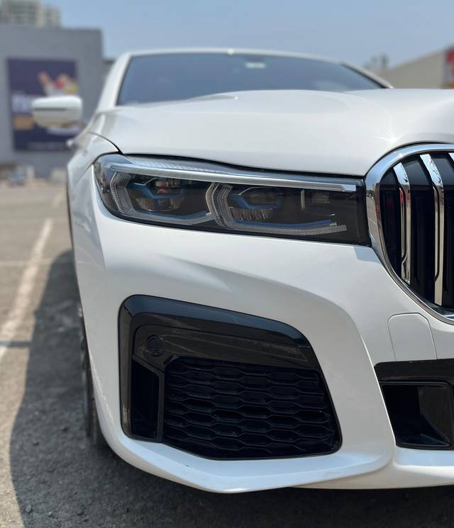 https://images10.gaadi.com/usedcar_image/4521300/original/a1e5b394740926ac1e94416c9df8aa1c.jpeg?imwidth=6401
