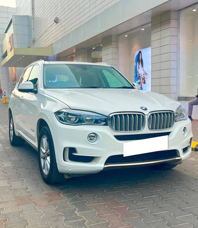 https://images10.gaadi.com/usedcar_image/4521303/original/processed_56e24d84f2747abe058b7423c8da7f3d.jpg?imwidth=6400