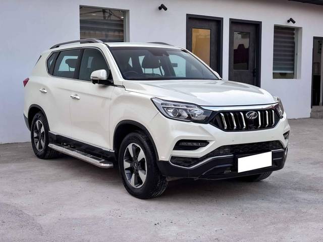 https://images10.gaadi.com/usedcar_image/4521342/original/processed_3e65370c52e351d762e679ea3889ba16.jpg?imwidth=6400
