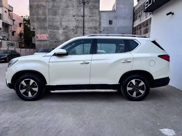 https://images10.gaadi.com/usedcar_image/4521342/original/processed_c7985c11d7732c4121381a3f83795d82.jpg?imwidth=6402