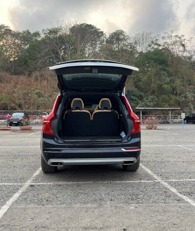 https://images10.gaadi.com/usedcar_image/4521349/original/2247e1e6913ddeceb15cb36e16e01f9c.jpeg?imwidth=6401