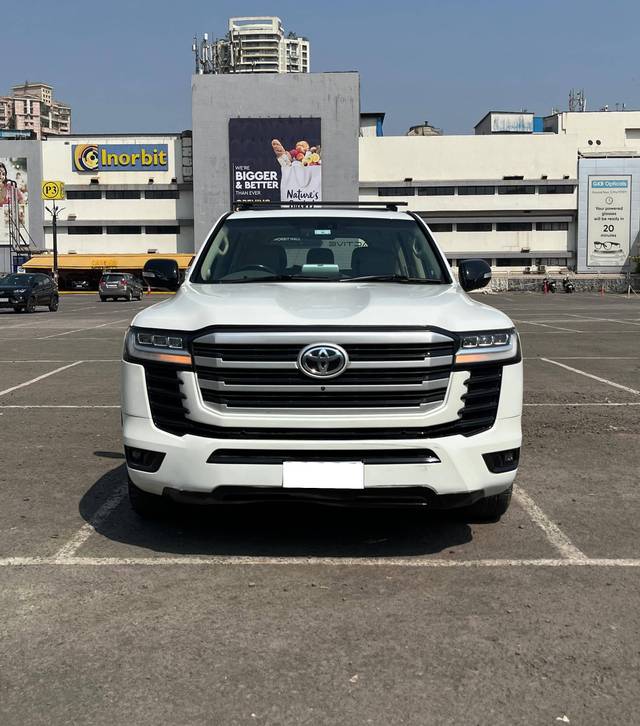 https://images10.gaadi.com/usedcar_image/4521357/original/processed_27137179b9913e2d79d4df1509bb6709.jpeg?imwidth=6400
