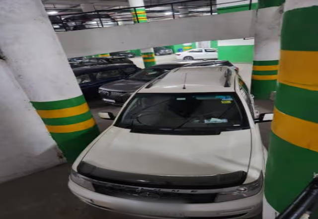 https://images10.gaadi.com/usedcar_image/4521358/original/ec23bf49-a32c-439a-b3d4-a3e0d45ebace.?imwidth=6401