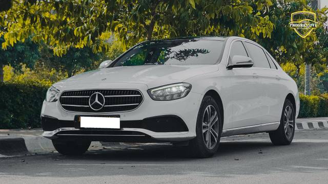 https://images10.gaadi.com/usedcar_image/4521360/original/processed_c6d023941fde8bb0a3dcff47938bb4e2.jpg?imwidth=6400