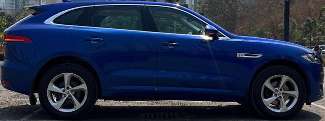 https://images10.gaadi.com/usedcar_image/4521365/original/processed_fed247276044df2534a32b2694b8833b.jpeg?imwidth=6401
