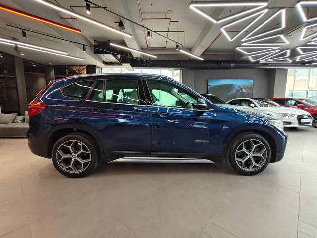 https://images10.gaadi.com/usedcar_image/4521371/original/processed_95b7fca4b1c2cabe84ef50dd48a4ab7b.jpg?imwidth=6401