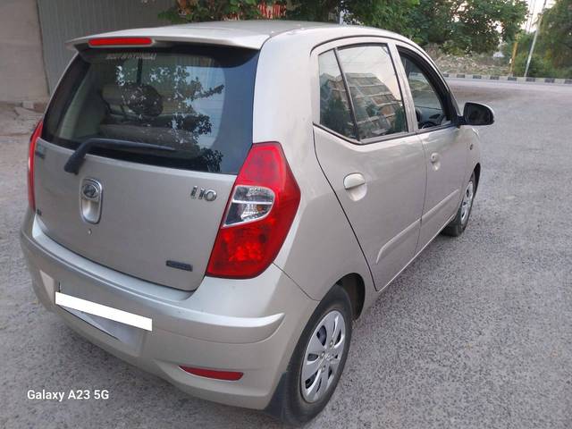 https://images10.gaadi.com/usedcar_image/4521377/original/processed_b05772d0d5edb310082f46827dd8cddf.jpg?imwidth=6401