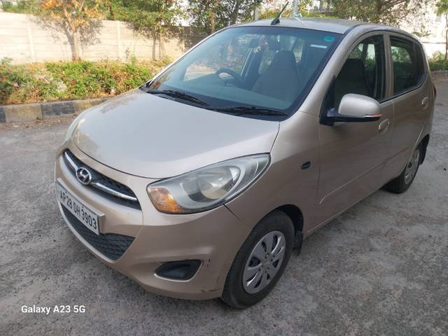 https://images10.gaadi.com/usedcar_image/4521382/original/c0dd36abdd746f09c849d8bbd51bb89d.jpg?imwidth=6401
