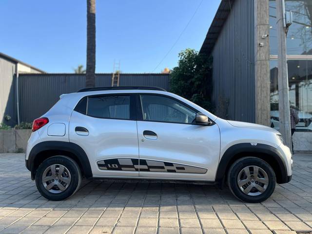https://images10.gaadi.com/usedcar_image/4521392/original/processed_190c5280cd156cecb880985a5b446e4c.jpg?imwidth=6401
