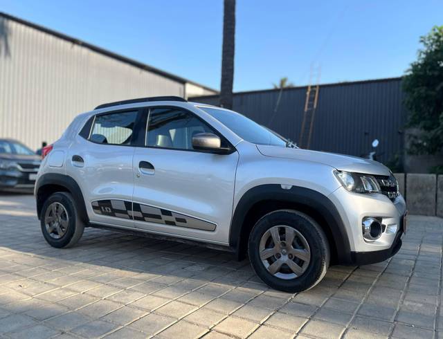 https://images10.gaadi.com/usedcar_image/4521392/original/processed_db3f1f18bc6b60bbfc4ed8f1373889f5.jpg?imwidth=6400
