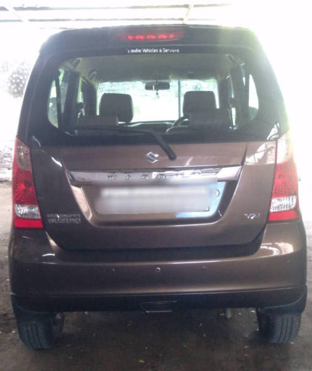 https://images10.gaadi.com/usedcar_image/4521396/original/processed_60b0c0d07d3e6810798a2b74bcadb2d0.png?imwidth=6401