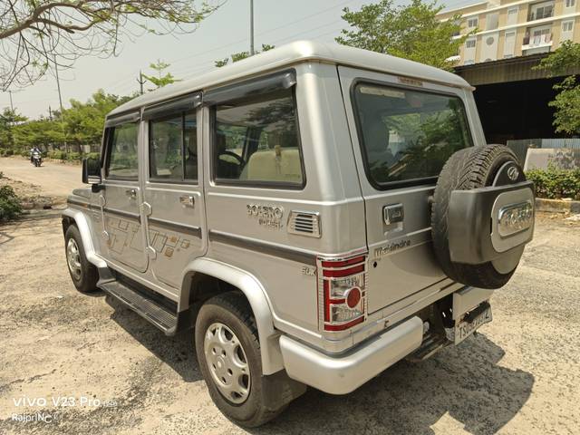 https://images10.gaadi.com/usedcar_image/4521401/original/processed_c5ce74e1cbebccffa6fb111afb0e4809.jpg?imwidth=6401