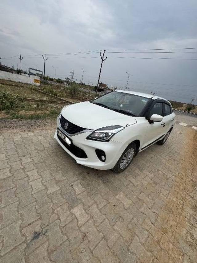https://images10.gaadi.com/usedcar_image/4521418/original/processed_1e317505-4ae3-44cc-86cf-b5dbbb87b7e4.jpeg?imwidth=6402