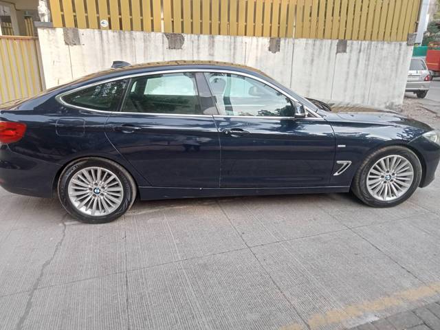 https://images10.gaadi.com/usedcar_image/4521438/original/processed_a06188fc-629e-4199-b1c8-7d17c1dcff62.jpg?imwidth=6401
