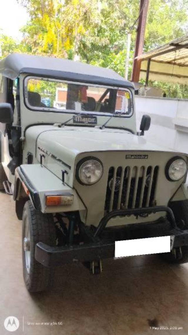 https://images10.gaadi.com/usedcar_image/4521483/original/processed_f1c88ac8-3e76-4e9e-8e0e-4a1091050f64.jpg?imwidth=6400