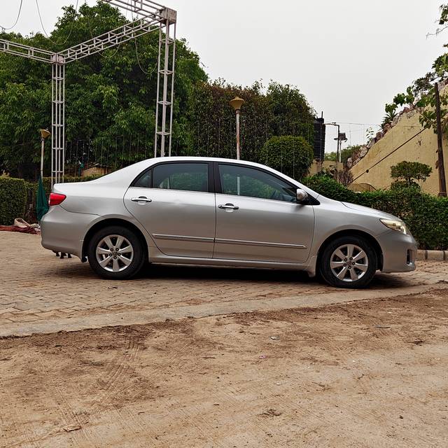 https://images10.gaadi.com/usedcar_image/4521486/original/ddd3e14404b976dc657c8fa828886b97.jpg?imwidth=6401