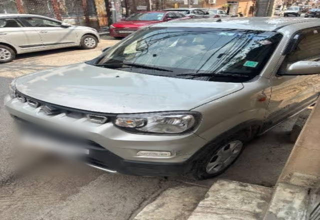 https://images10.gaadi.com/usedcar_image/4521491/original/b34ea19e-ba29-4d61-a38f-477643a766ae.?imwidth=6400