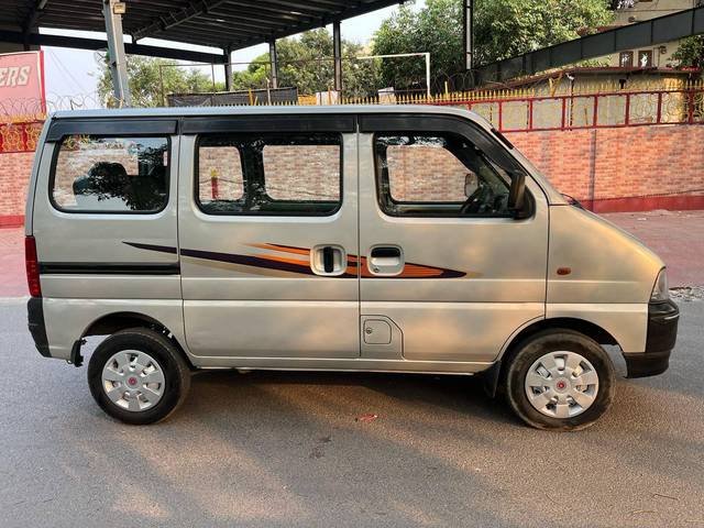 https://images10.gaadi.com/usedcar_image/4521497/original/processed_334e035d60f5437e9931c8b9594a73ad.jpg?imwidth=6401